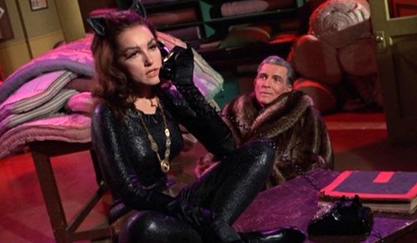 S02E34 Catwoman Goeth (A Stitch In Time)